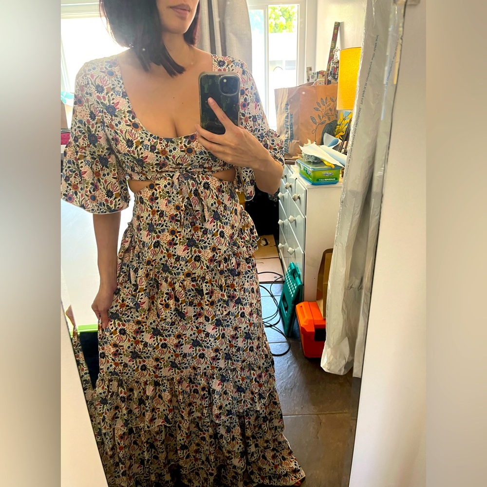 BNWT Floral Cutout Maxi